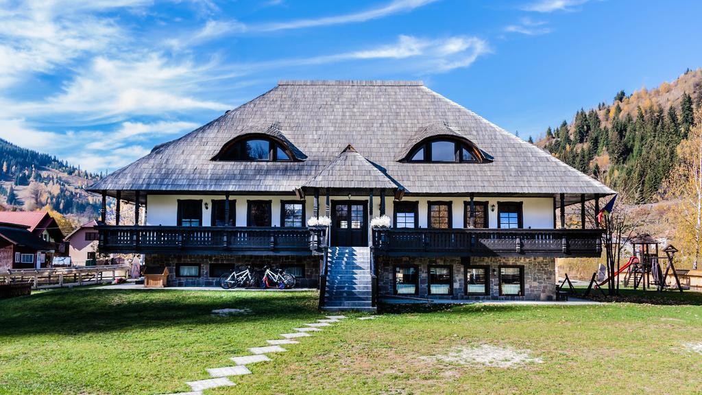 Pensiunea La Moara Hotel Fundu Moldovei Bagian luar foto