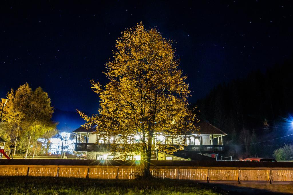 Pensiunea La Moara Hotel Fundu Moldovei Bagian luar foto